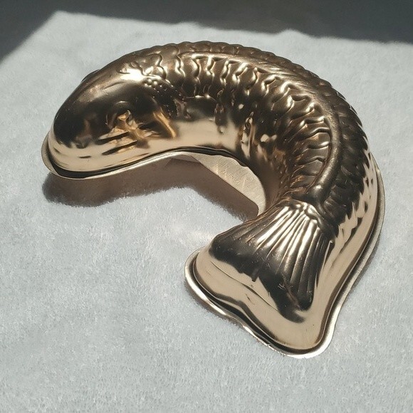 Copper Mold Fish Shaped Curved 5 1/2 cups  - Jello Fish Mold 70s - Picture 1 of 10